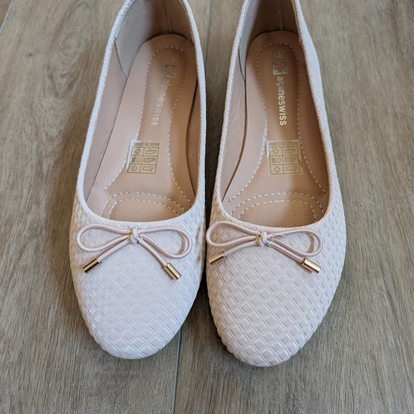 Alpine Swiss Women's Blush Woven Ballet Flats with Bow - Picture 4 of 5